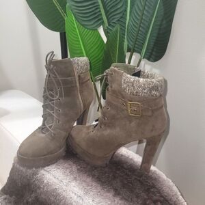 Womens Heeled Ankle Chunky Combat Boots - Size 8.5